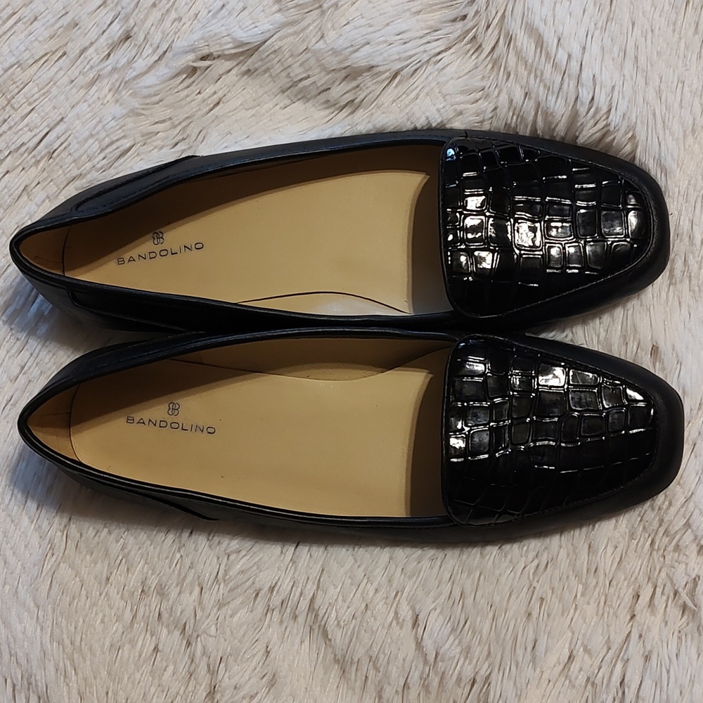 Bandolino Liberty Leather Loafers Black Embossed Patent Croc Square Toe Size 9.5
